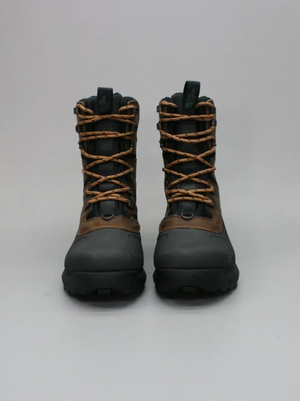 The North Face Men's 9 Chilkat V 400 Waterproof Brown Black Winter Snow Boots